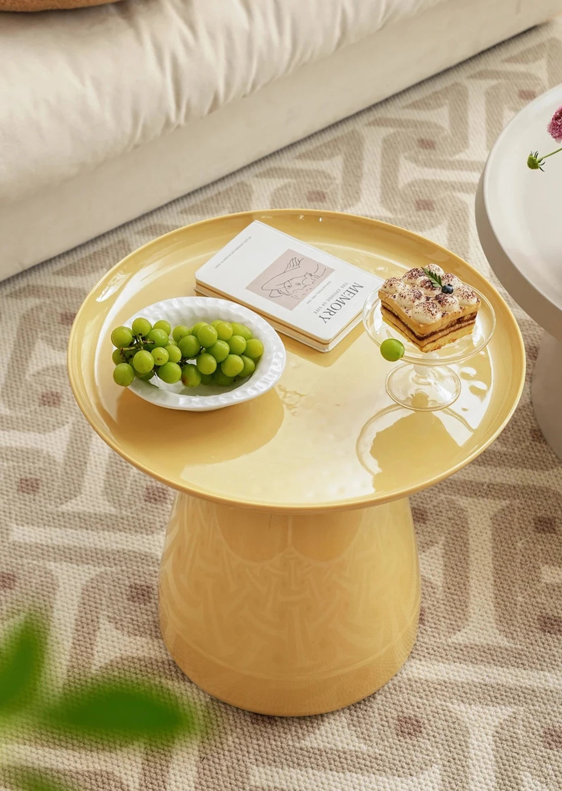 The Gloss Side Table