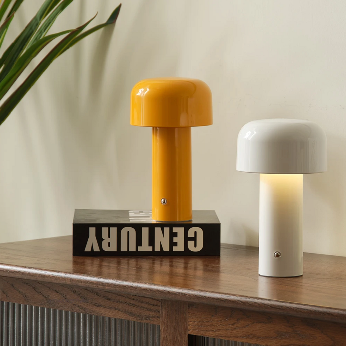 The Manitari Touch Lamp