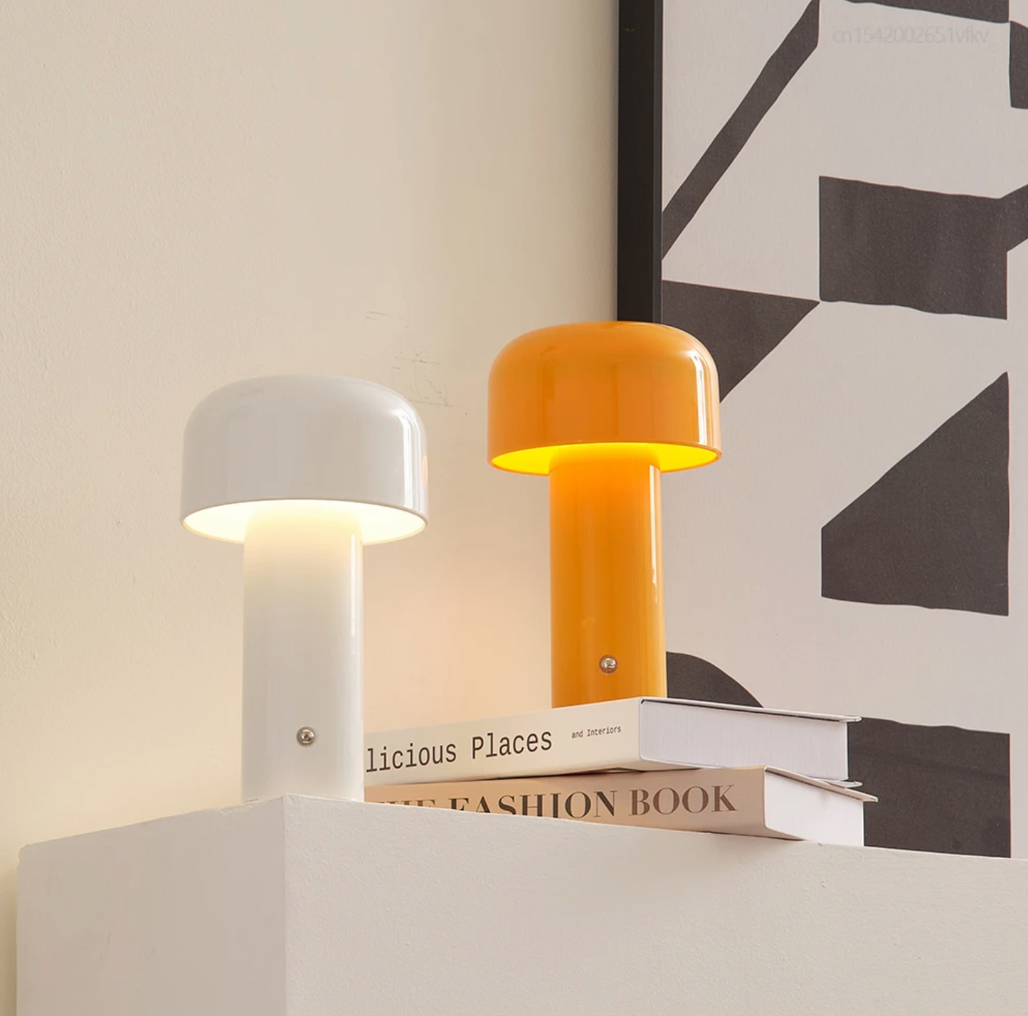 The Manitari Touch Lamp