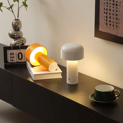 The Manitari Touch Lamp