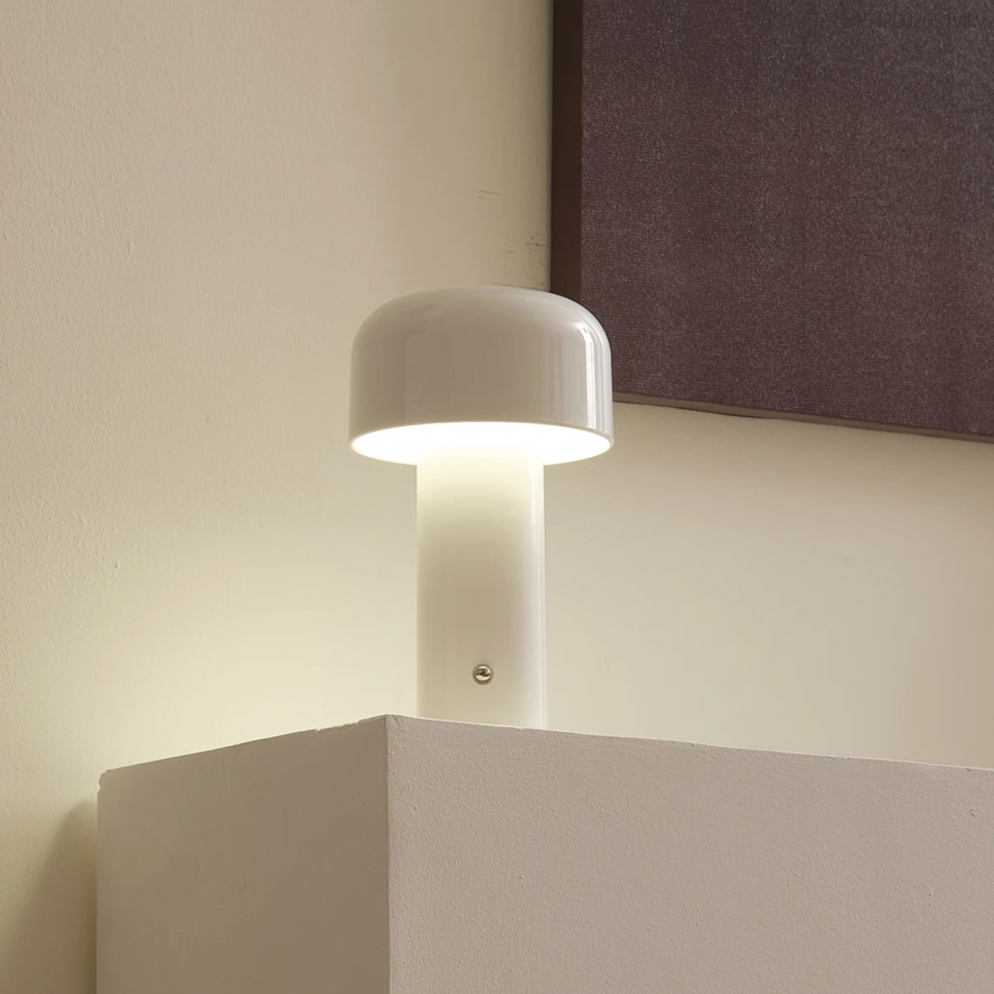 The Manitari Touch Lamp